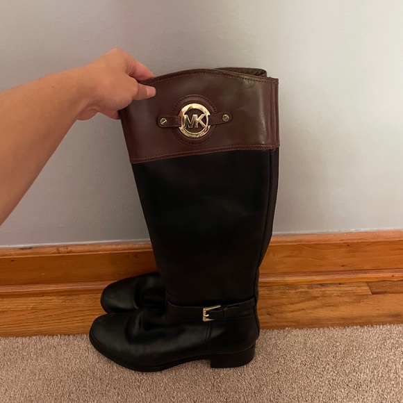 Michael Kors Boots - Picture 2 of 5